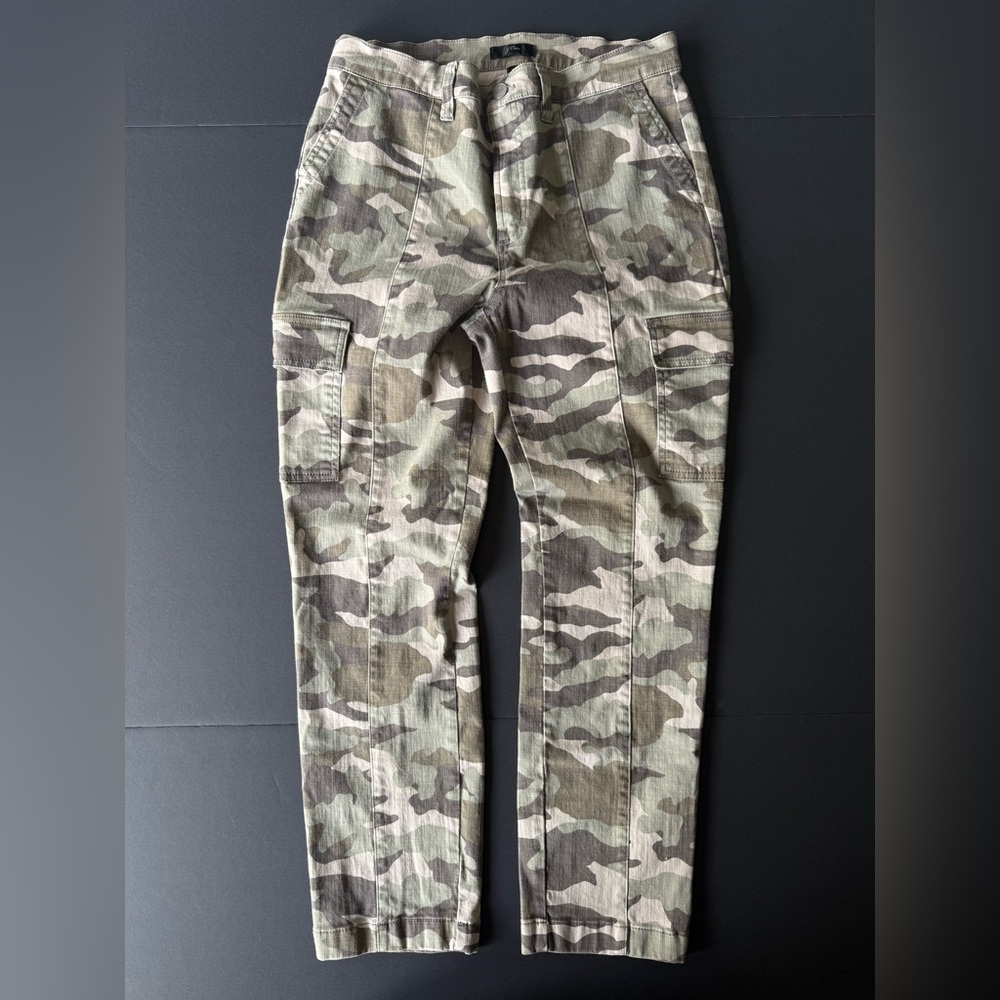 J. Crew Women's Straight Leg Cargo Pants in Green Camo